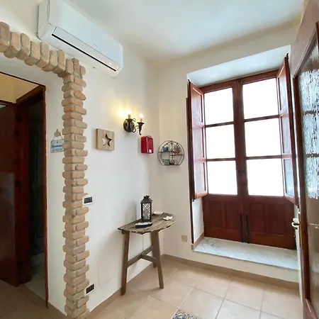 Maria Degli Angeli *