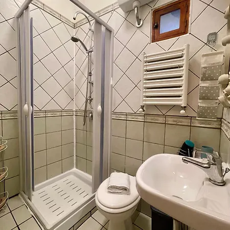 Maria Degli Angeli *