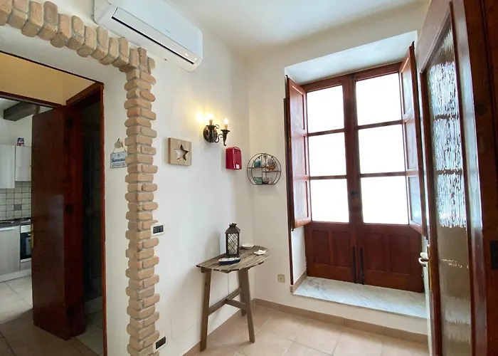 Maria Degli Angeli *